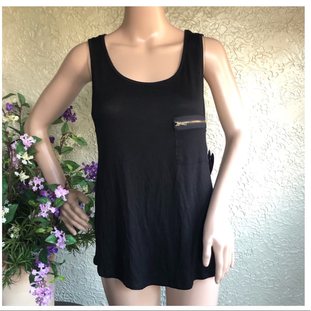 Splash Women’s Black Tops